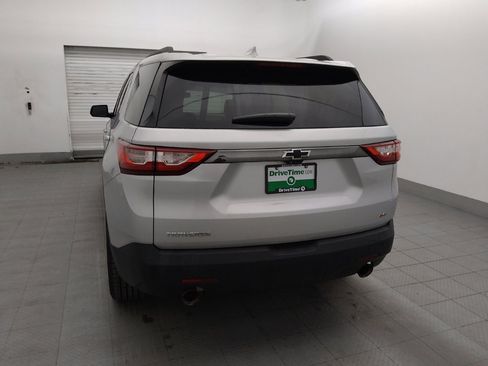 Used 2020 Chevrolet Traverse RS FWD image 6