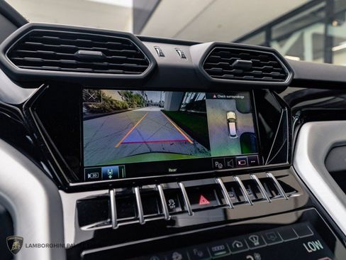 Used 2023 Lamborghini Urus S image 17