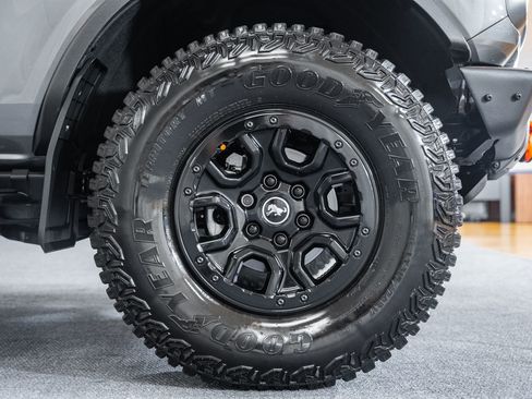 Certified 2024 Ford Bronco Badlands AWD/4WD image 26