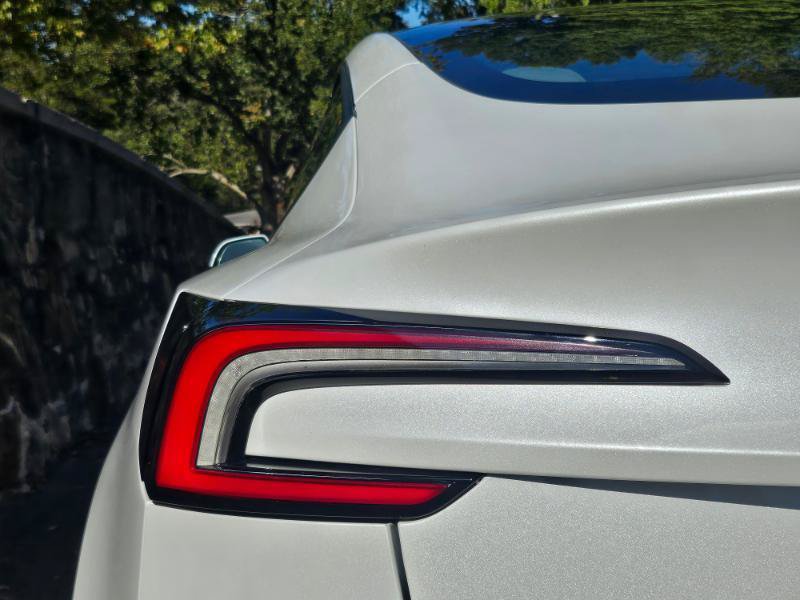 Used 2025 Tesla Model 3 Long Range RWD image 28