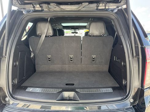 Used 2021 Chevrolet Tahoe Z71 w/ Z71 Signature Package image 8