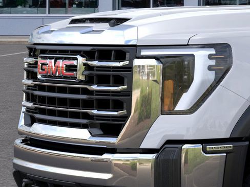 New 2026 GMC Sierra 3500 Pro image 16