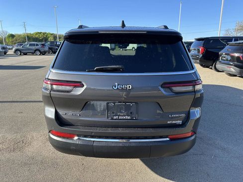 Used 2022 Jeep Grand Cherokee L Laredo w/ Luxury Tech Group I AWD/4WD image 4