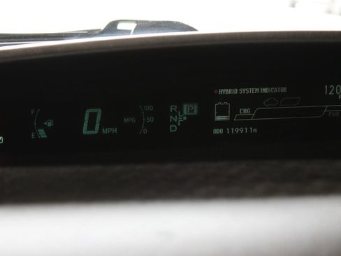 Used 2014 Toyota Prius Two FWD image 11