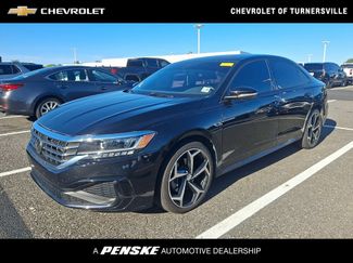 Used 2022 Volkswagen Passat 2.0T R-Line FWD video 1