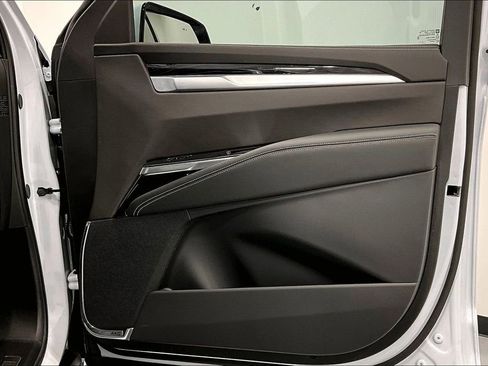 New 2026 Cadillac Escalade Sport w/ Touring Package image 19