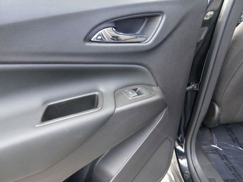 Used 2021 Chevrolet Equinox LT image 26