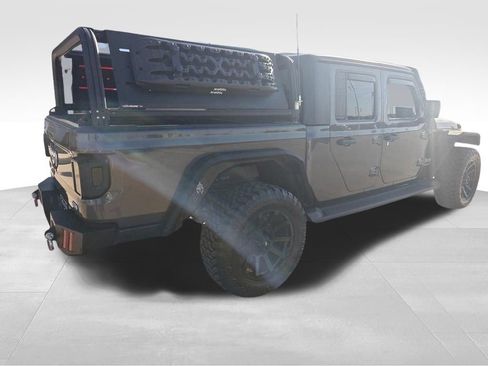 Used 2022 Jeep Gladiator Overland w/ Popular Equipment Package image 5