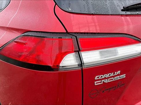 Used 2023 Toyota Corolla Cross LE image 20