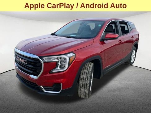 Used 2024 GMC Terrain SLE image 5