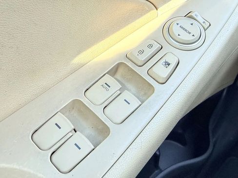 Used 2012 Hyundai Sonata GLS w/ Popular Equipment Pkg FWD image 23