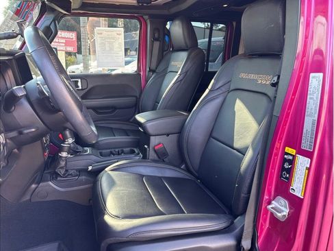Used 2024 Jeep Wrangler Unlimited Rubicon 392 AWD/4WD image 17