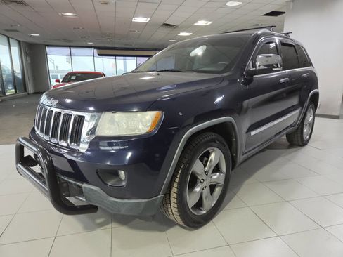 Used 2012 Jeep Grand Cherokee Limited w/ Trailer Tow Group IV AWD/4WD image 3