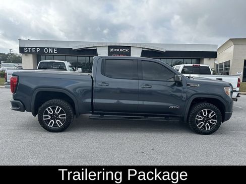 Used 2020 GMC Sierra 1500 AT4 w/ AT4 Premium Package image 9