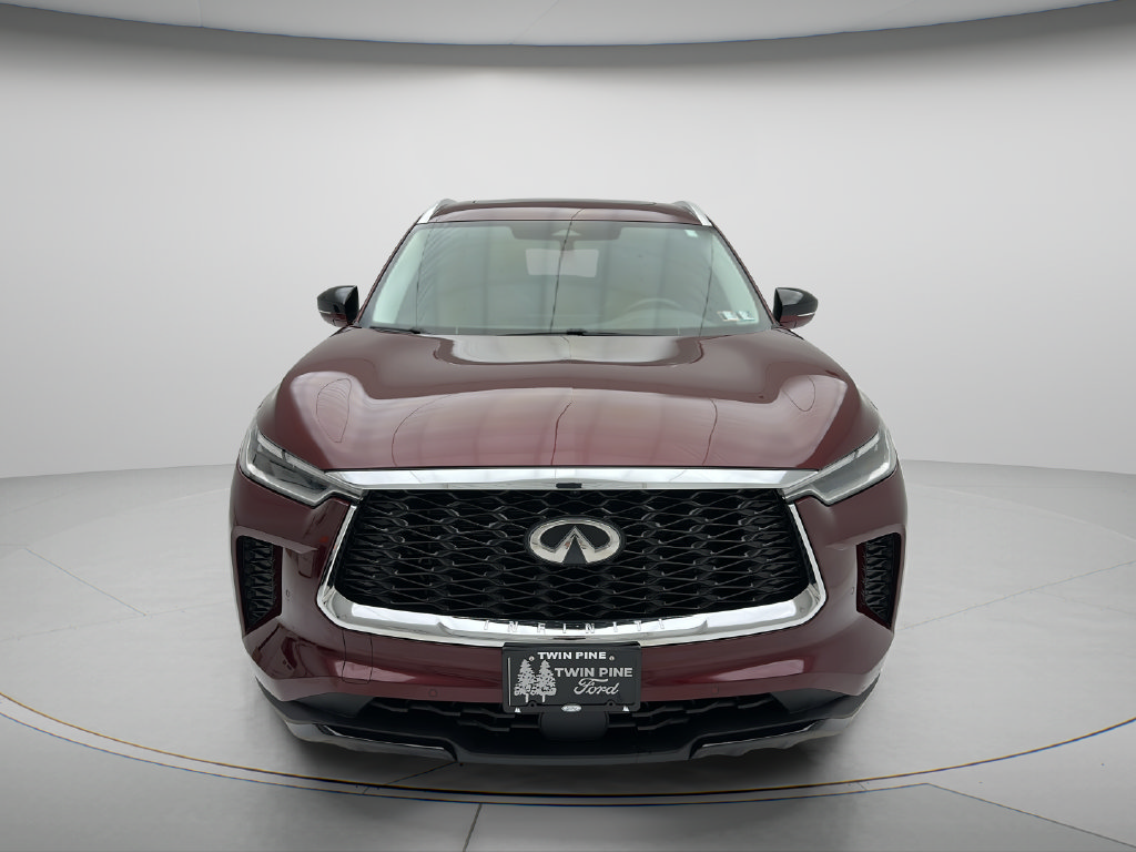 Used 2024 INFINITI QX60 Luxe w/ Cargo Package AWD/4WD image 2