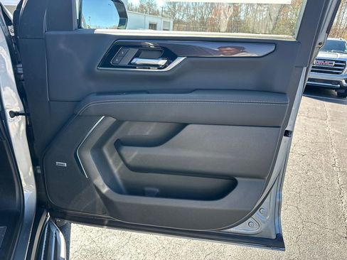 New 2026 GMC Yukon XL Elevation w/ Elevation Premium Package image 15