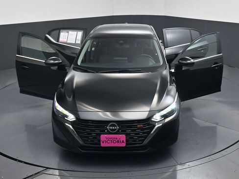 Used 2025 Nissan Sentra SR image 24