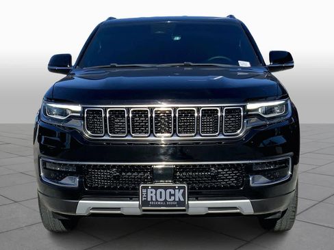 Used 2022 Jeep Wagoneer Series II image 3