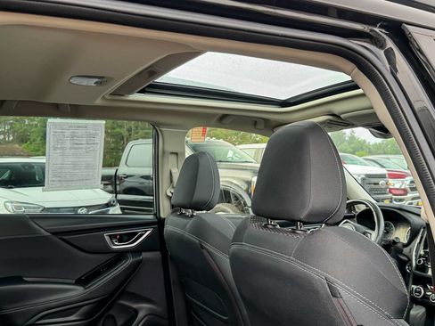 Used 2021 Subaru Forester Premium AWD/4WD image 11
