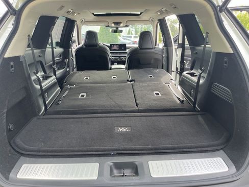 Used 2023 INFINITI QX60 Luxe w/ Performance Audio Package AWD/4WD image 28