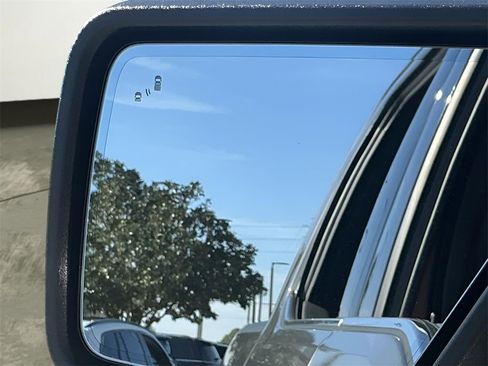 Certified 2025 Ford F150 Lariat w/ FX4 Off-Road Package image 35