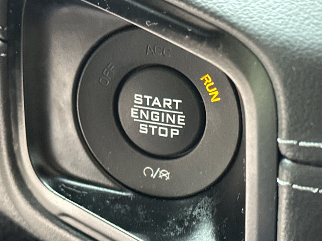 Used 2025 Jeep Wrangler Unlimited Rubicon AWD/4WD image 38