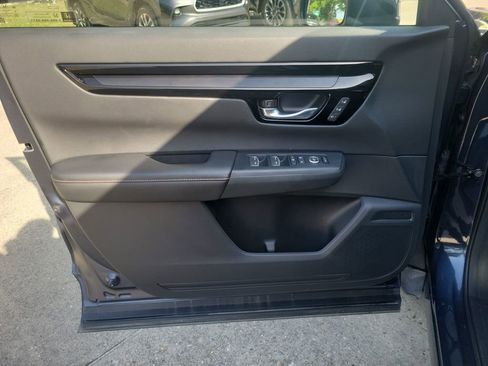 Used 2025 Honda CR-V Sport Touring image 13