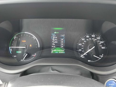 Used 2024 Toyota Sienna XLE w/ XLE Plus Package AWD/4WD image 29