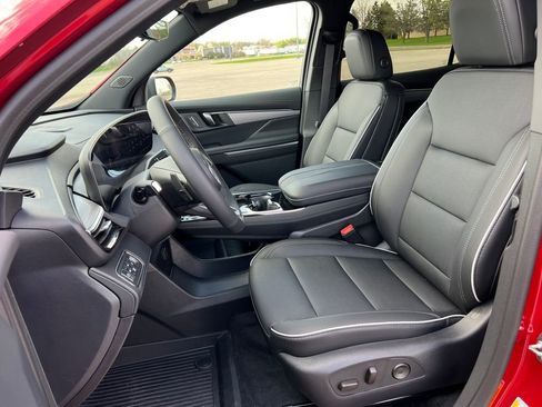 New 2026 Buick Enclave Preferred w/ Power Package image 4