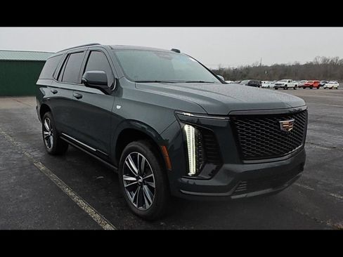 Used 2025 Cadillac Escalade Sport AWD/4WD image 2