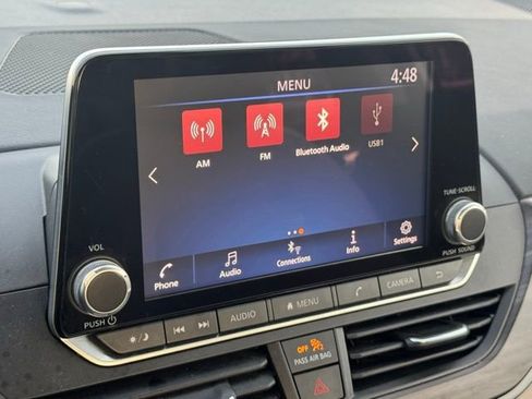 Used 2024 Nissan Altima 2.5 SV image 32