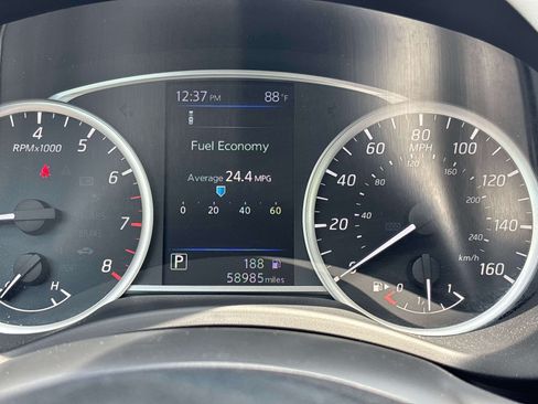 Used 2019 Nissan Sentra SV FWD image 14