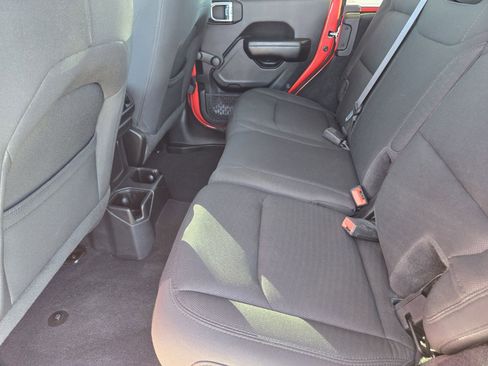 Used 2020 Jeep Wrangler Unlimited Sport image 30