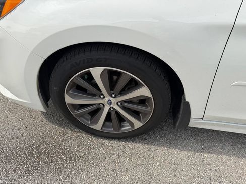 Used 2016 Subaru Legacy 2.5i Limited AWD/4WD image 9
