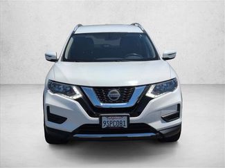 Used 2018 Nissan Rogue SV FWD video 2