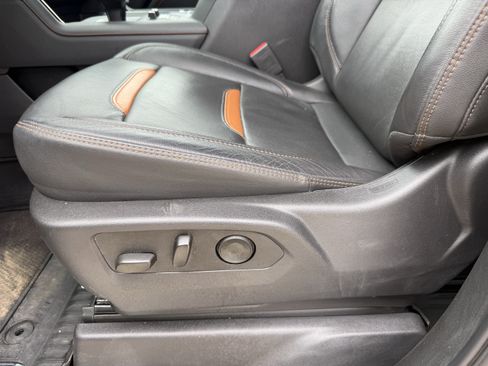 Used 2025 GMC Sierra 1500 AT4 AWD/4WD image 28