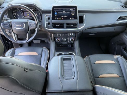 Used 2021 GMC Yukon AT4 w/ Rear Media and Nav Package AWD/4WD image 6