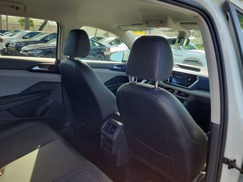 Used 2023 Volkswagen Taos SE image 10