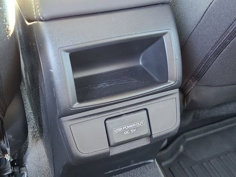 Used 2018 Subaru Outback 2.5i Premium image 18