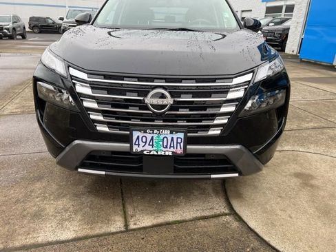 Used 2024 Nissan Rogue SL image 13