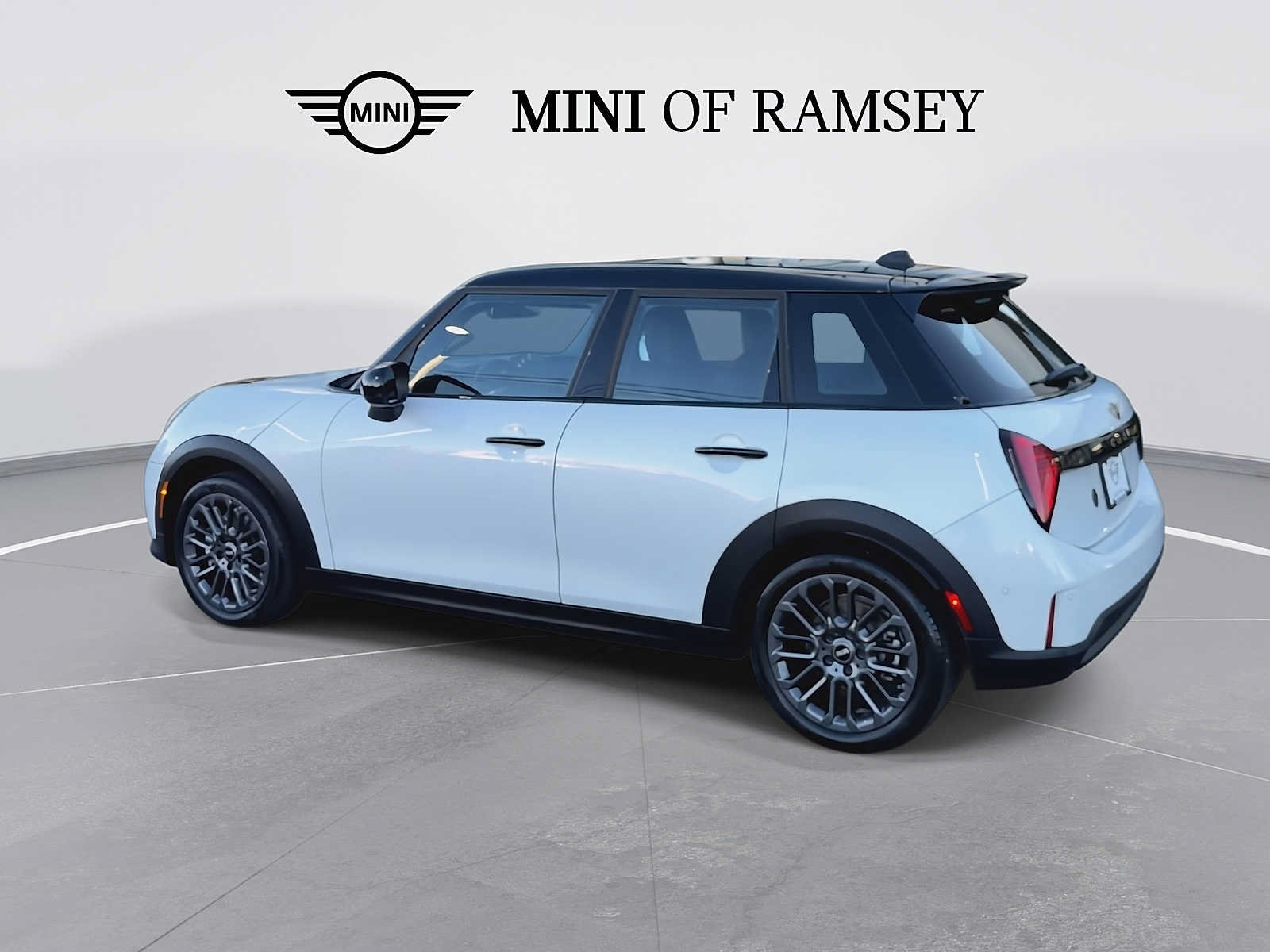 Used 2026 MINI Cooper S FWD image 6