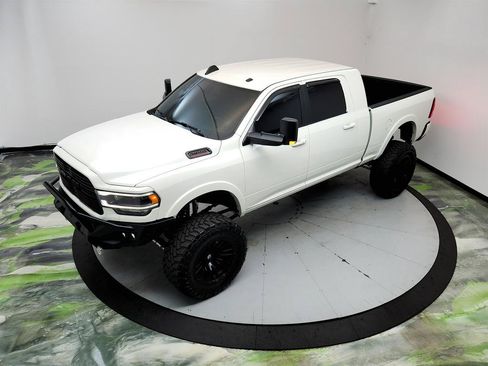 Used 2021 RAM 2500 Laramie AWD/4WD image 30