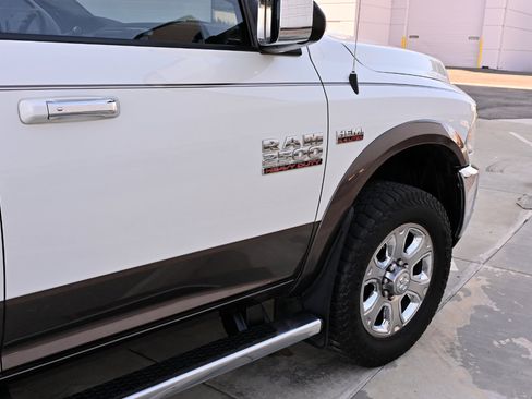 Used 2018 RAM 2500 Laramie w/ Convenience Group image 37