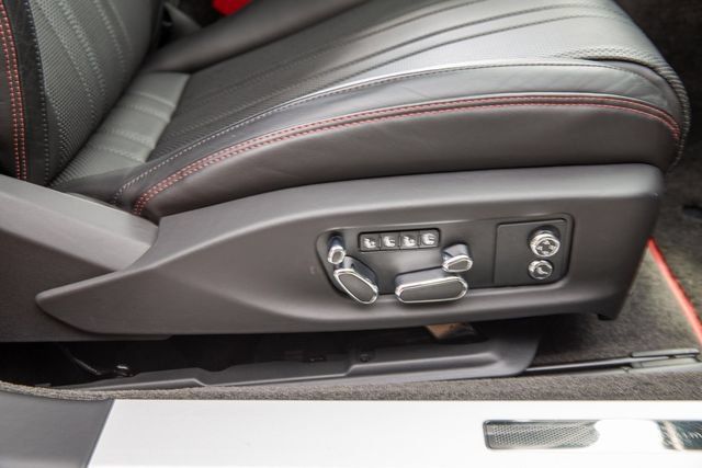Used 2022 Bentley Continental GT AWD/4WD image 37