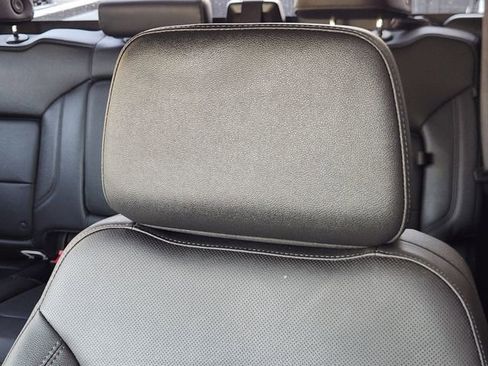 Used 2025 GMC Sierra 1500 SLT image 21