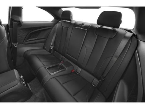 Used 2025 BMW 230i Coupe w/ M Sport Package image 15