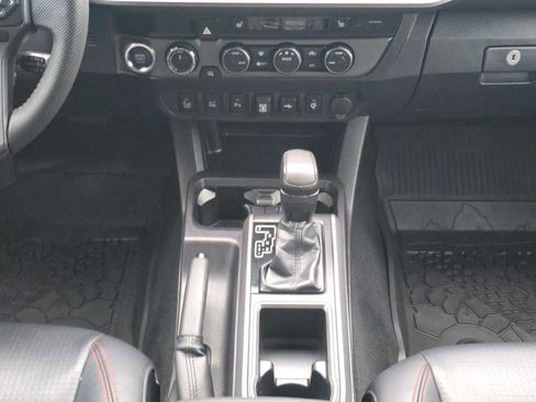 Used 2022 Toyota Tacoma TRD Pro image 13