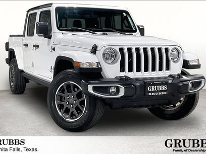 Used 2023 Jeep Gladiator Overland w/ Popular Equipment Package