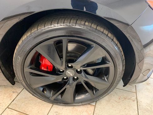 Used 2023 Genesis G70 3.3T w/ Sport Prestige Package AWD/4WD image 10