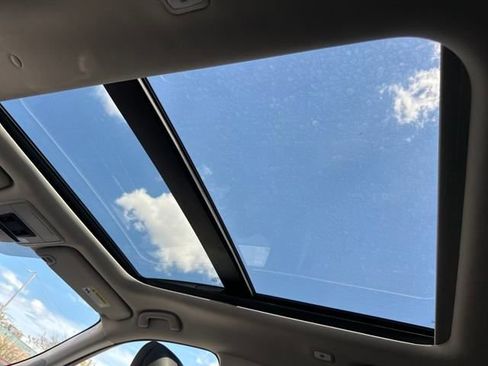 New 2025 Honda Pilot Touring image 35